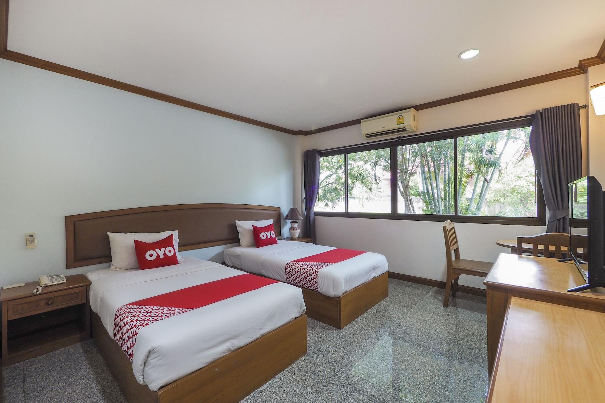 Oyo 859 Golden Land Hotel Чіанграй Екстер'єр фото