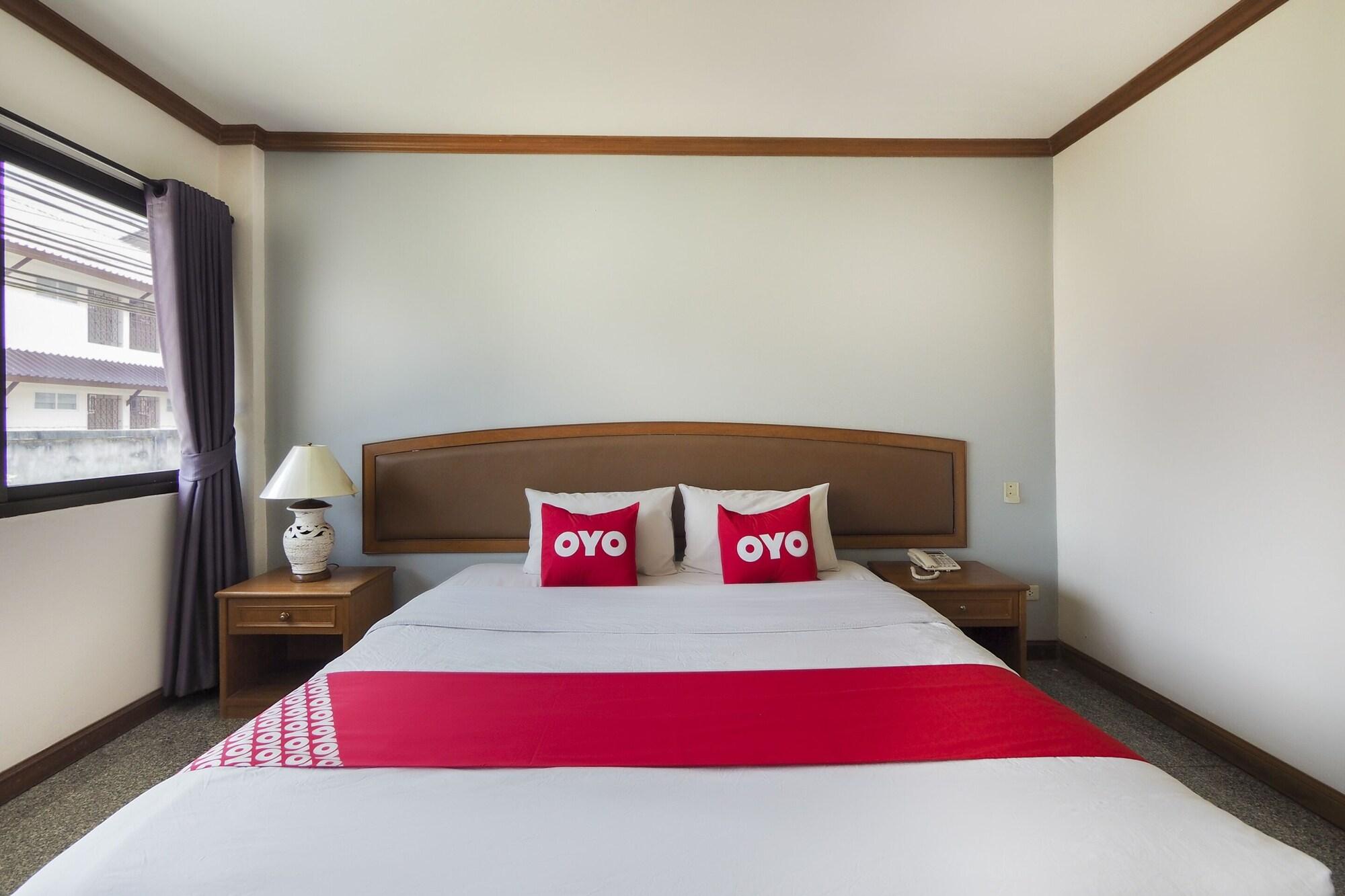 Oyo 859 Golden Land Hotel Чіанграй Екстер'єр фото