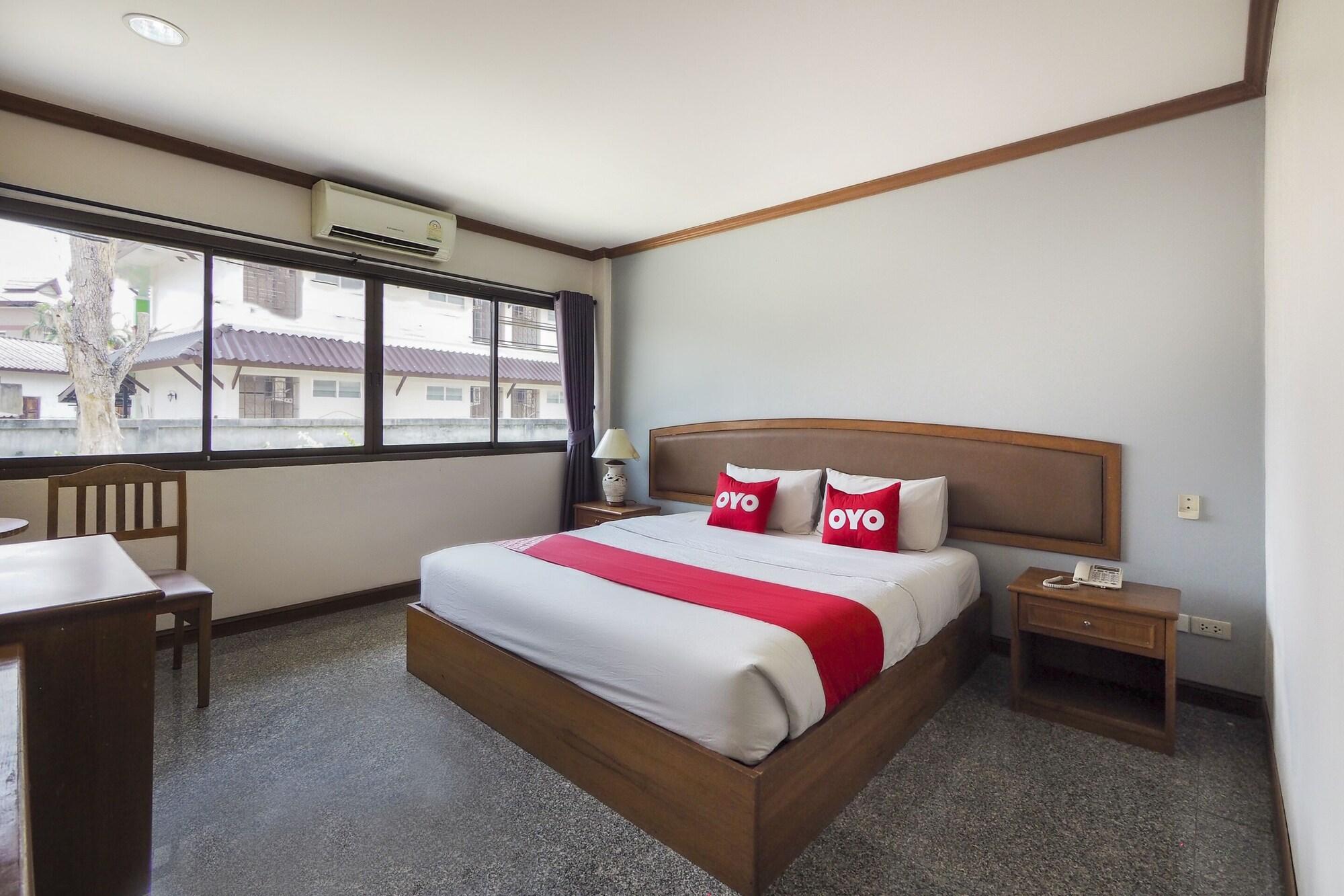 Oyo 859 Golden Land Hotel Чіанграй Екстер'єр фото