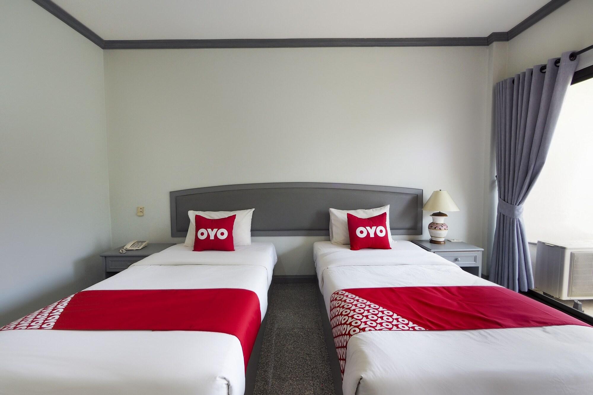 Oyo 859 Golden Land Hotel Чіанграй Екстер'єр фото