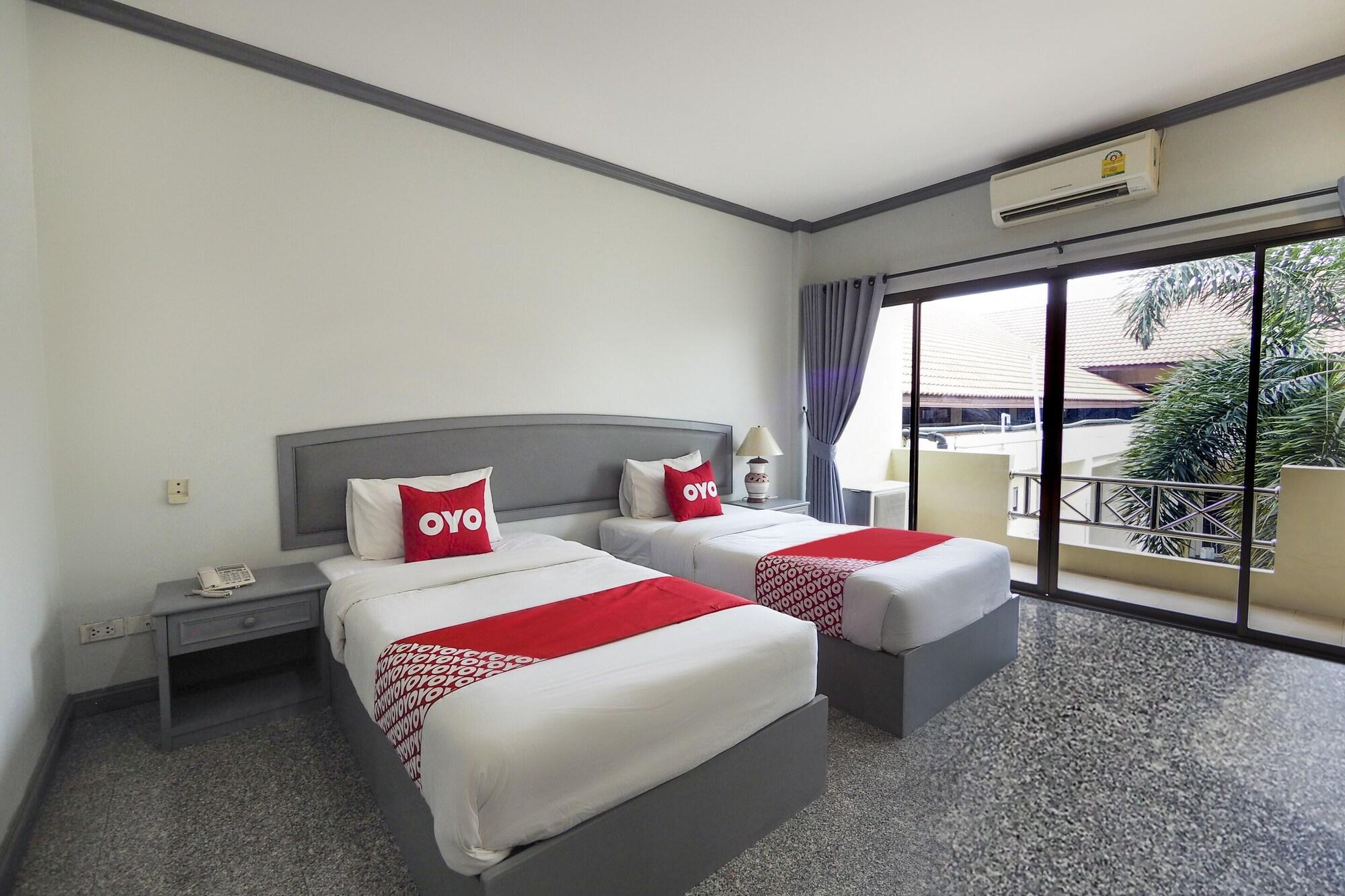 Oyo 859 Golden Land Hotel Чіанграй Екстер'єр фото