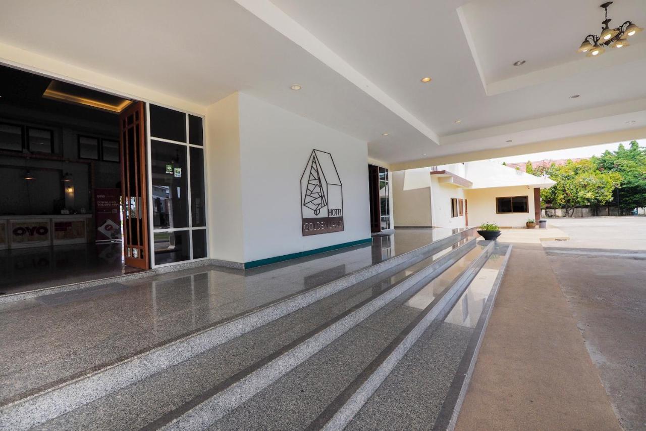 Oyo 859 Golden Land Hotel Чіанграй Екстер'єр фото